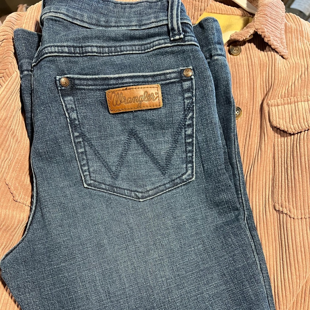 Women’s wrangler retro jeans